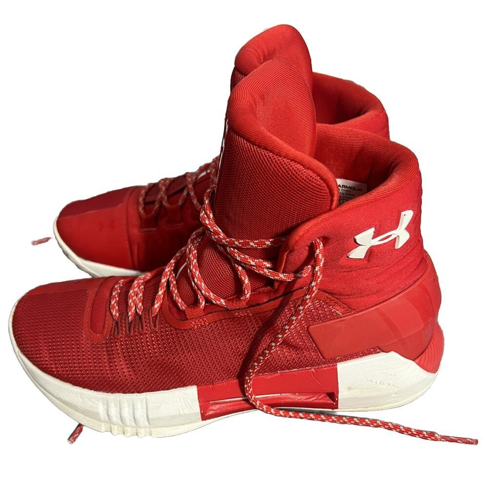 SHOES Red UnderArmour High Tops Size US6